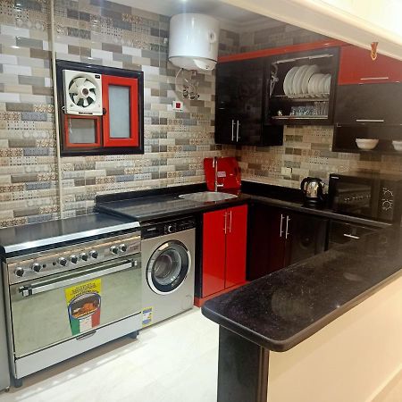 للعائلات فقط The Fardous Apartment Sea View İskenderiye Dış mekan fotoğraf